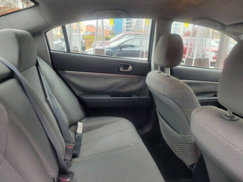 2011 Mitsubishi Galant FE