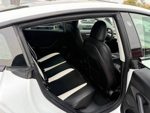 2021 Tesla Model 3 Standard Range Plus