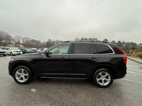 2016 Volvo XC90 T5 Momentum