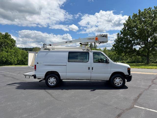 2013 Ford E-Series E-350 SD