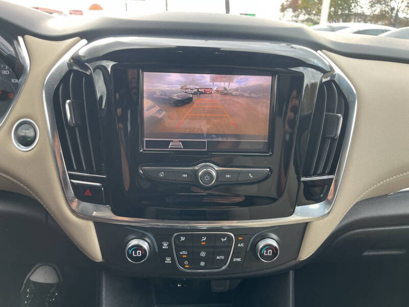 2023 Chevrolet Traverse LS