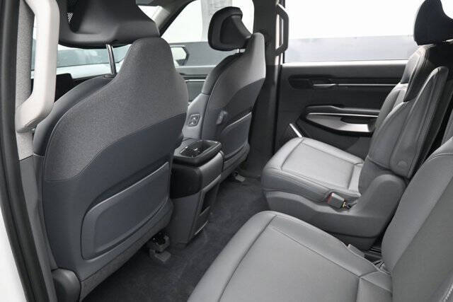 2024 Kia EV9 Light Long Range