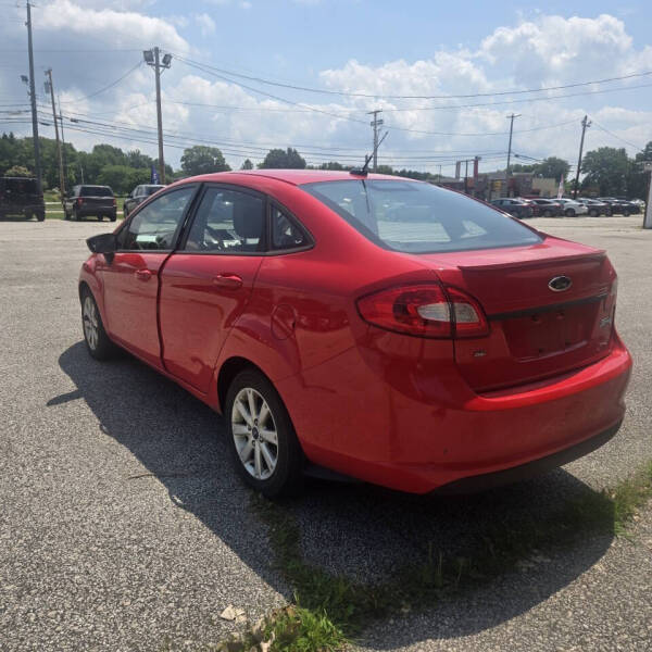 2012 Ford Fiesta SE