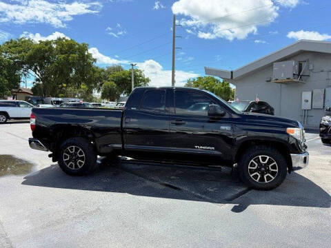 2016 Toyota Tundra SR5