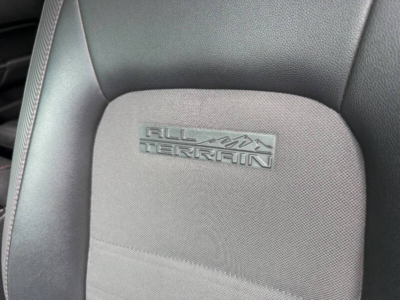 2017 GMC Canyon SLE