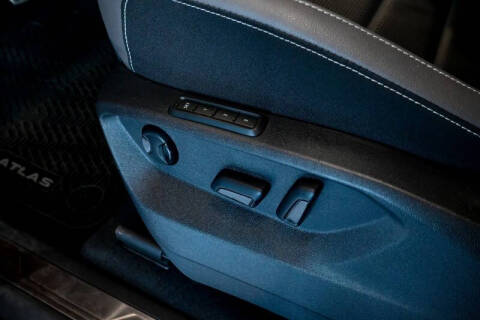 2022 Volkswagen Atlas Cross Sport V6 SEL Premium R-Line 4Motion