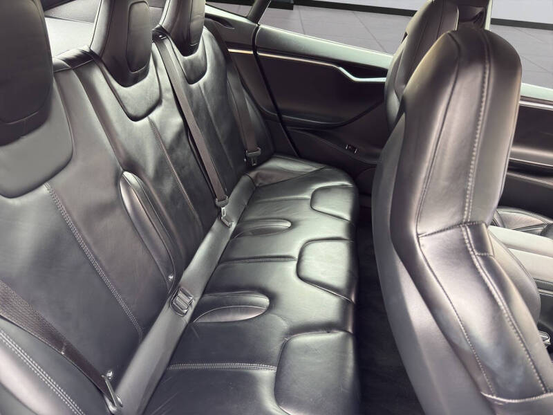 2015 Tesla Model S 85D