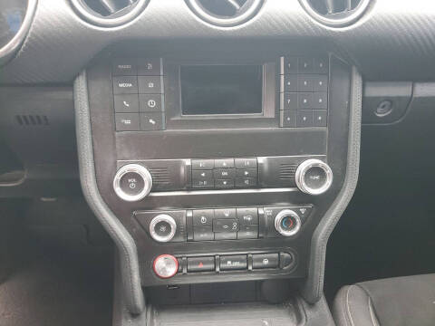 2019 Ford Mustang EcoBoost