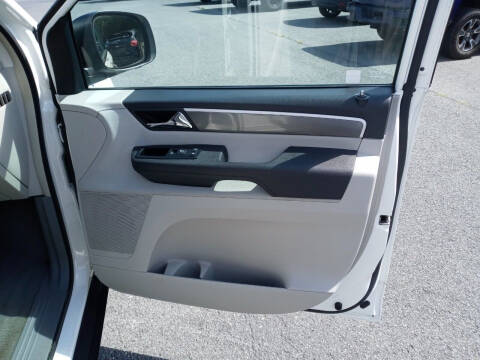 2012 Volkswagen Routan S