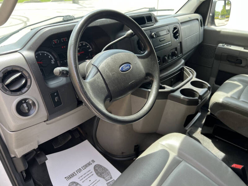 2013 Ford E-Series E-250