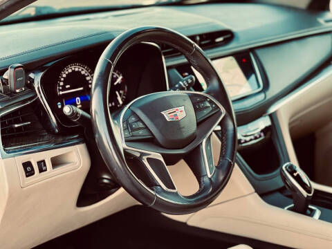 2017 Cadillac XT5