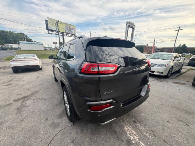 2018 Jeep Cherokee for sale at KAISER MOTOR CARS.LLC in Bowling Green, KY