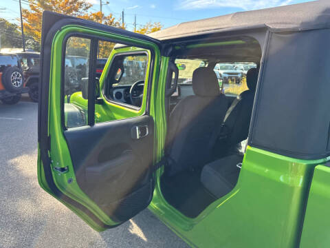 2025 Jeep Gladiator Sport