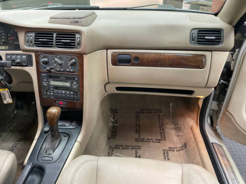 2004 Volvo C70 HPT
