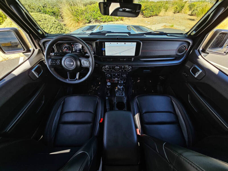 2024 Jeep Gladiator