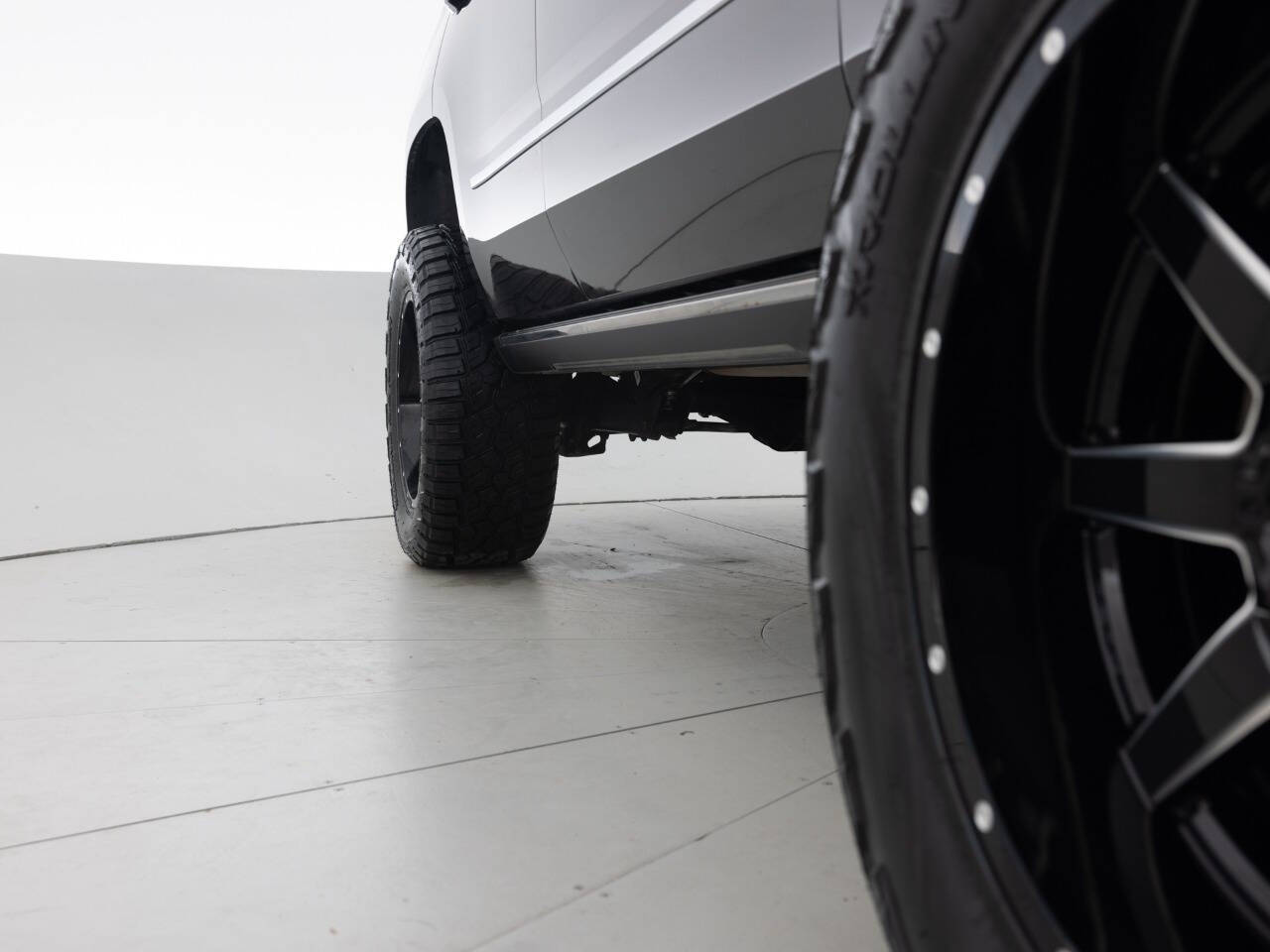 Used Car 2017 Gmc Yukon  Denali 4x4 4dr Suv For Sale Under $30,000 In Coal City, Illinois