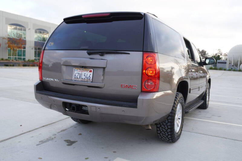 2013 GMC Yukon XL SLT