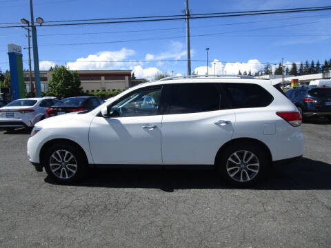 2016 Nissan Pathfinder S