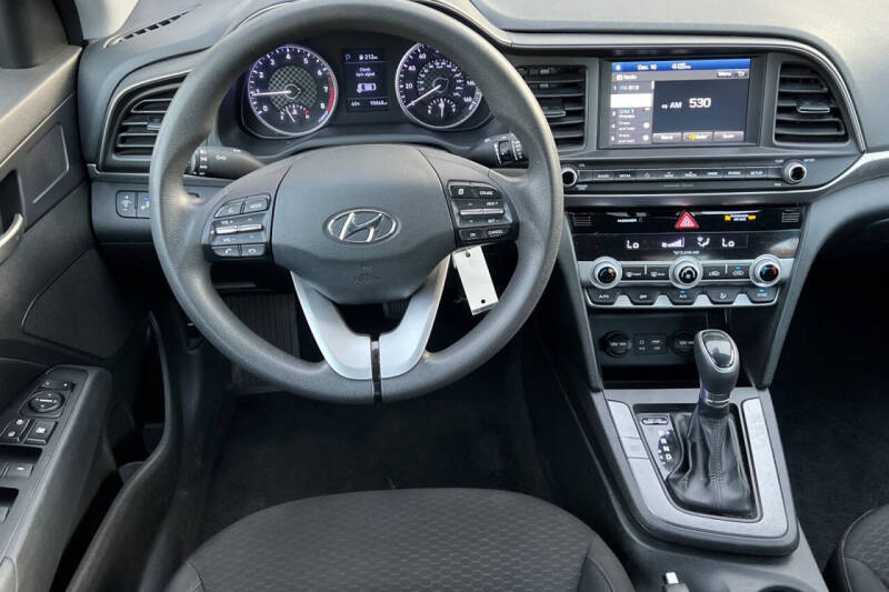 2020 Hyundai Elantra
