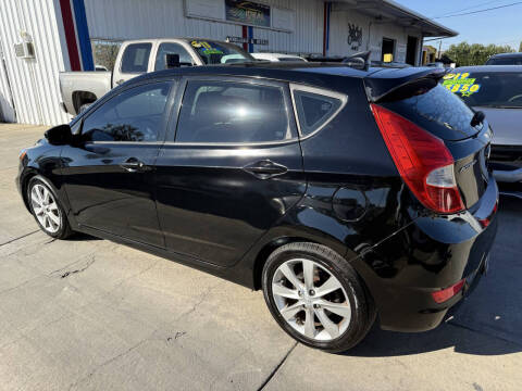 2013 Hyundai Accent SE
