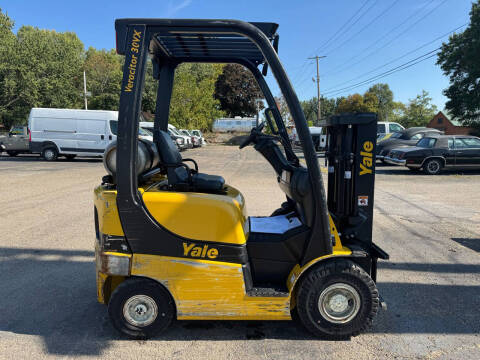 2019 Yale GLP030V