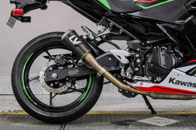 2022 Kawasaki Ninja 400 ABS KRT Edition