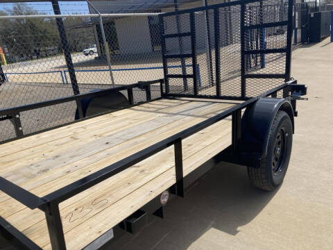 2024 Top Hat Trailers 77x10 DSA