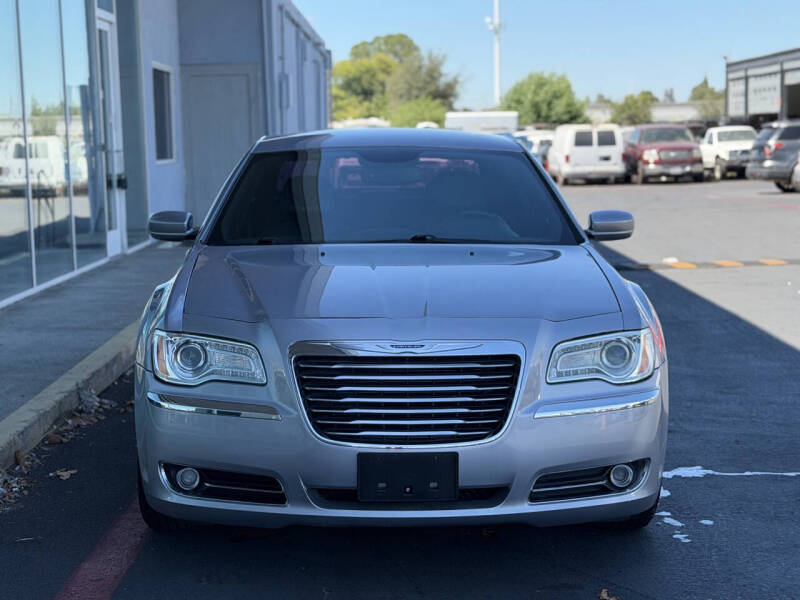 2014 Chrysler 300