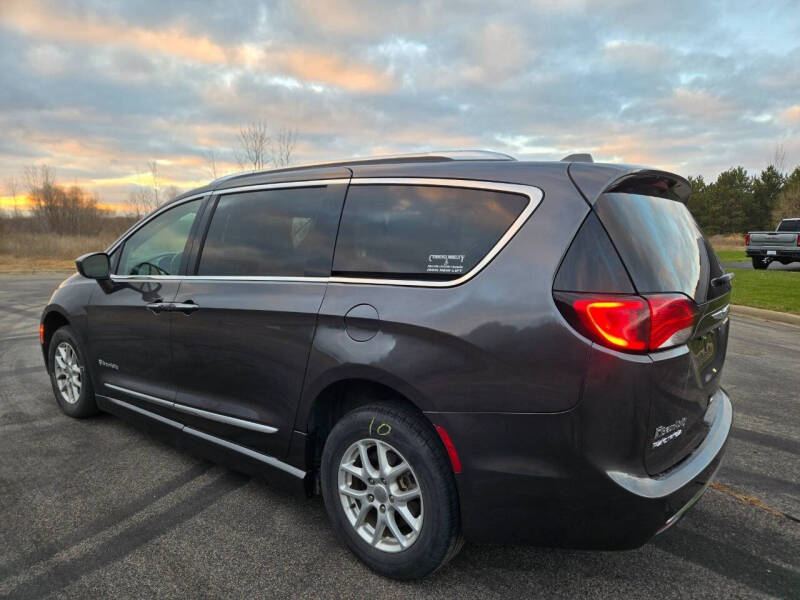 2020 Chrysler Pacifica Touring L