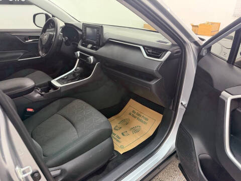 2020 Toyota RAV4 Hybrid XLE