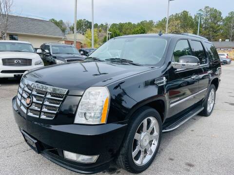 2012 Cadillac Escalade for sale at Classic Luxury Motors in Buford GA