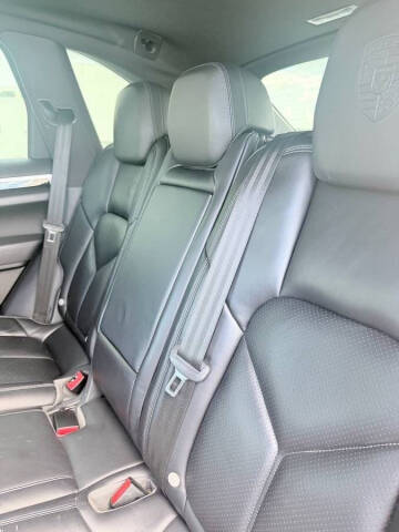 2017 Porsche Cayenne