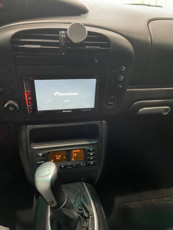 2003 Porsche 911 Carrera