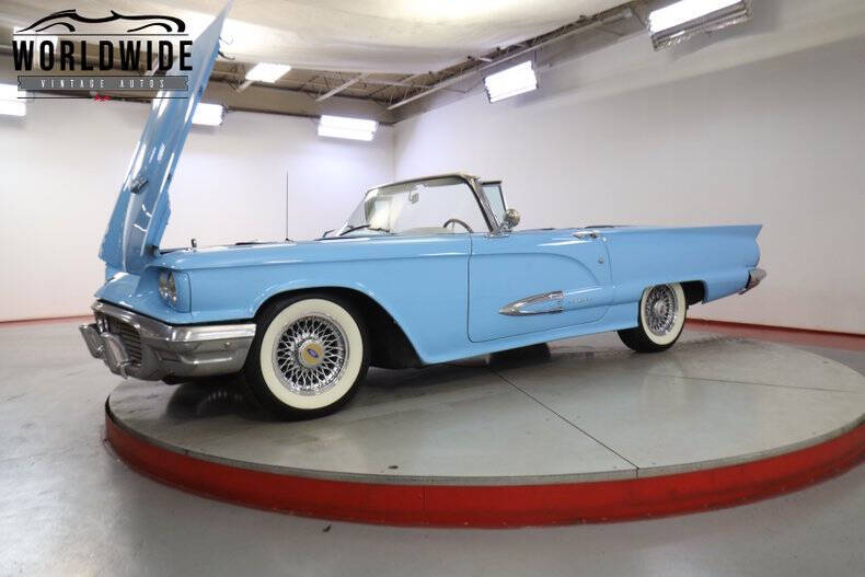 1959 Ford Thunderbird