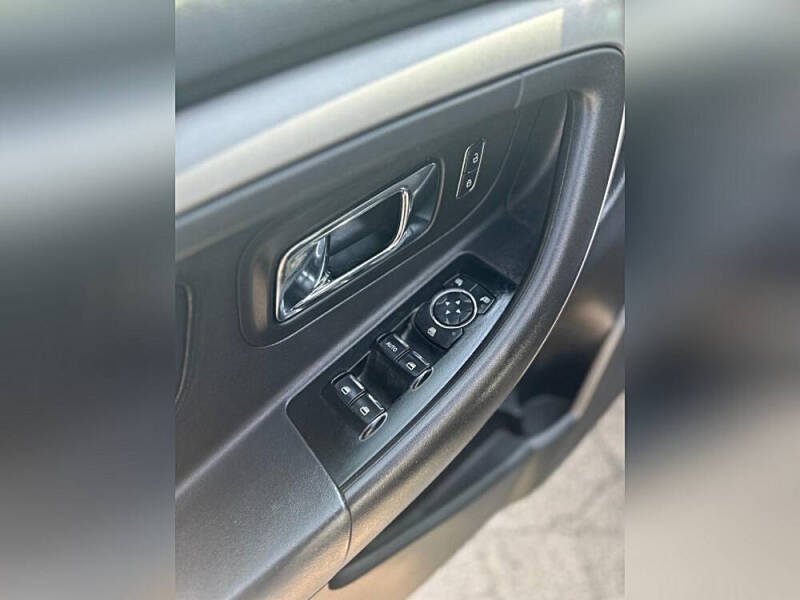 2014 Ford Taurus SEL