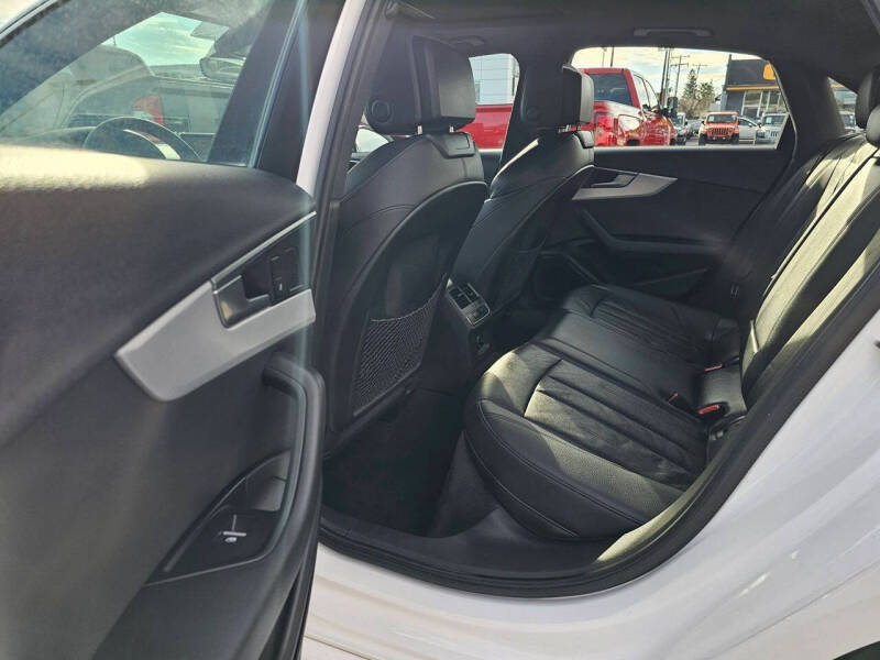 2017 Audi A4 2.0T quattro Premium Plus