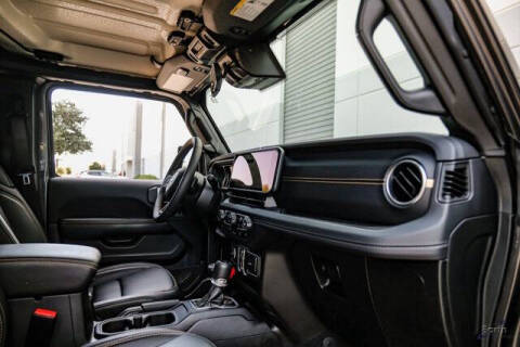 2024 Jeep Gladiator Sport