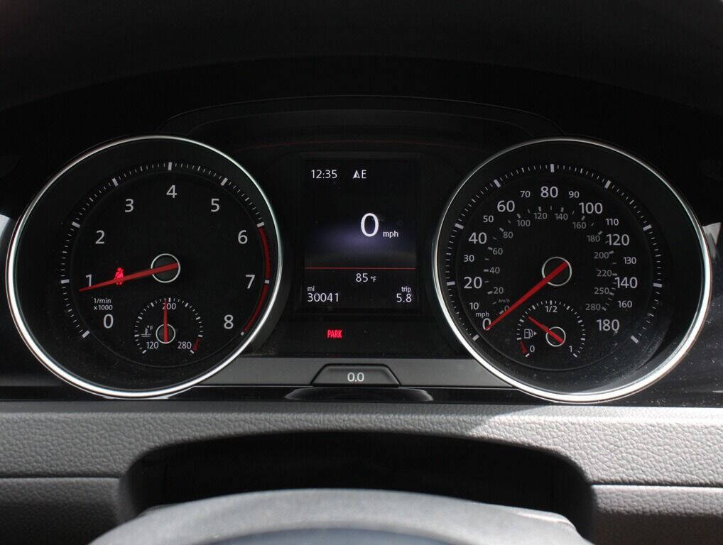 2019 VOLKSWAGEN Golf GTI Hatchback - $28,665