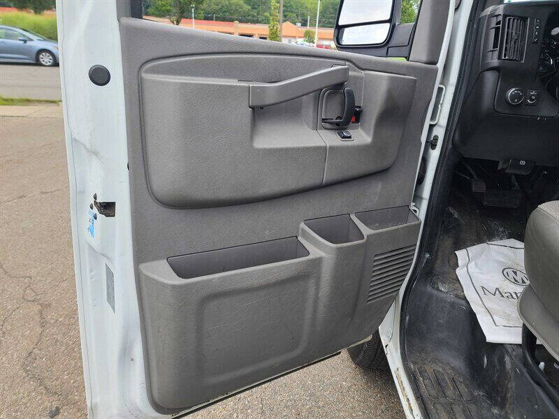 2017 Chevrolet Express 2500