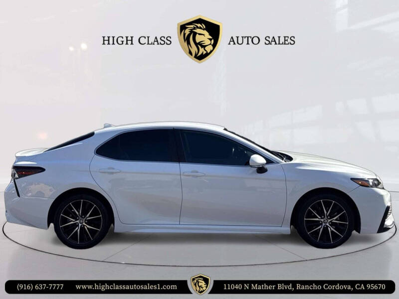 2023 Toyota Camry SE