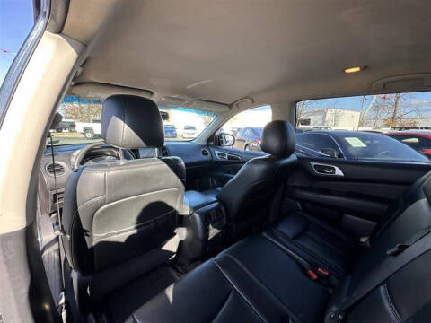 2015 Nissan Pathfinder SL