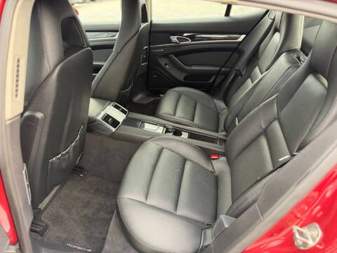2011 Porsche Panamera
