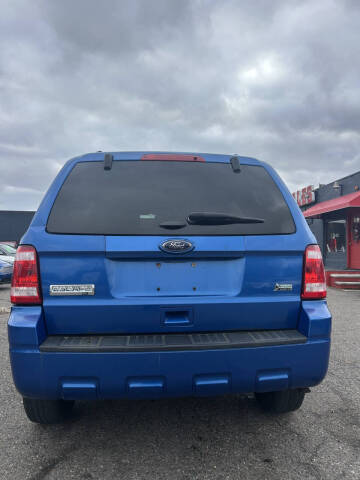 2011 Ford Escape XLT