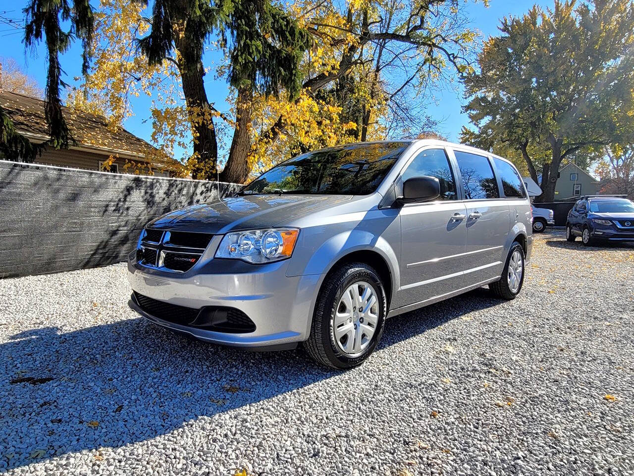 2014 Dodge Grand Caravan for sale at Statewide Auto LLC in Akron, OH