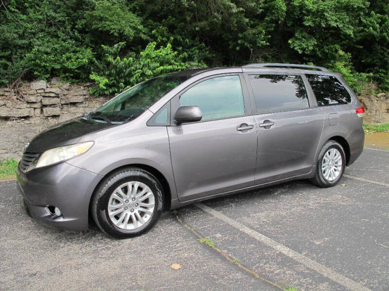 2011 Toyota Sienna
