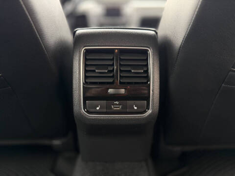 2016 Volkswagen Passat V6 SEL Premium