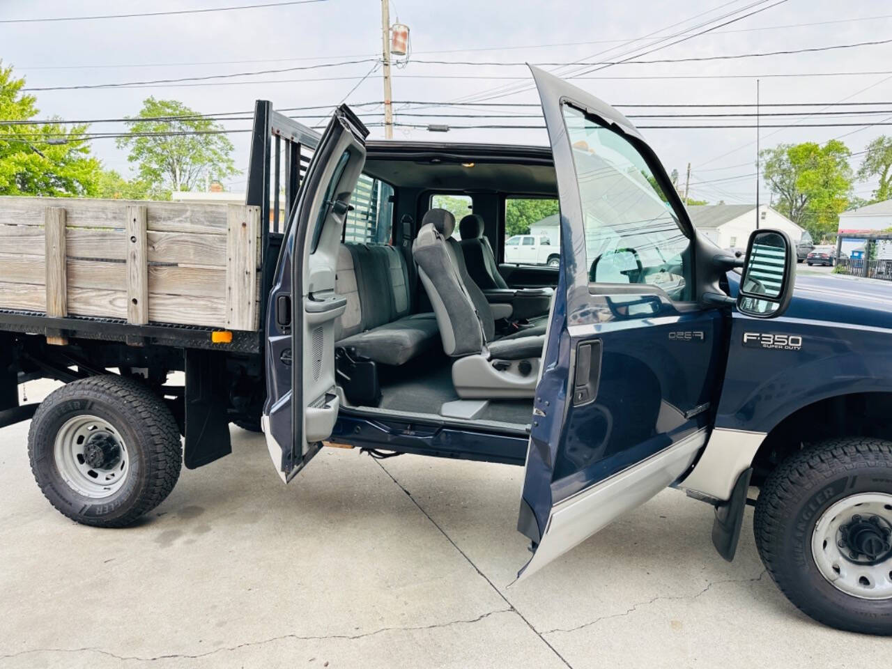 2002 Ford F-350 Super Duty for sale at American Dream Motors in Winchester, VA