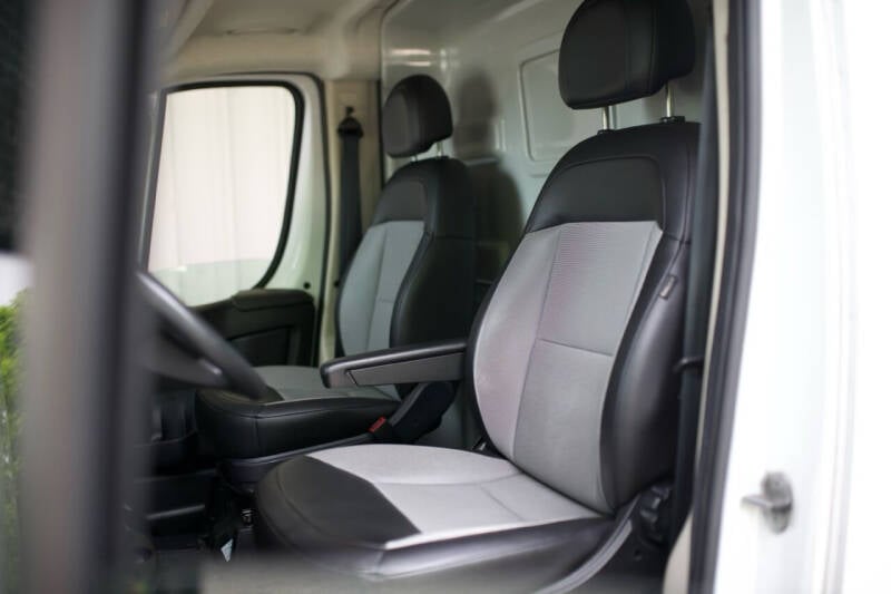 2021 RAM ProMaster Cargo Van Base photo 16