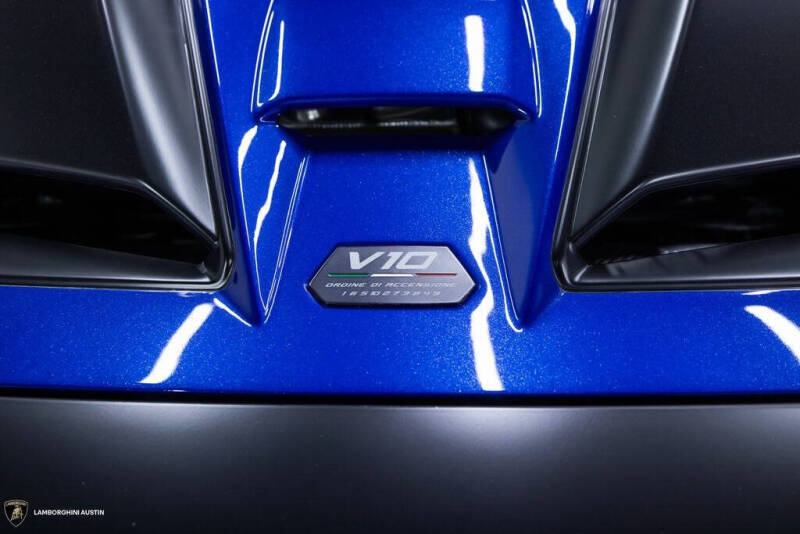 2023 Lamborghini Huracan Tecnica