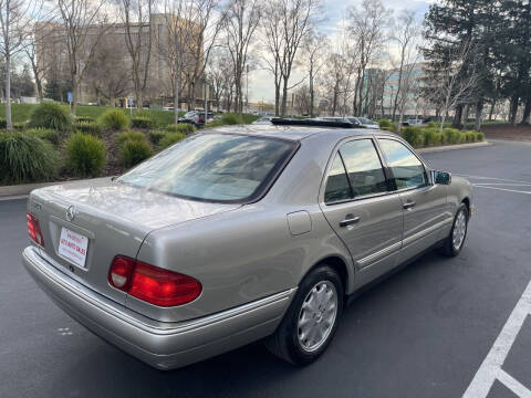 1998 Mercedes-Benz E-Class E 320